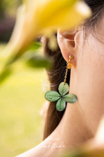 Load image into Gallery viewer, Nighttide Jewelry Preserved Fresh Flower Epoxy Resin Glue Earrings EXZ1231
